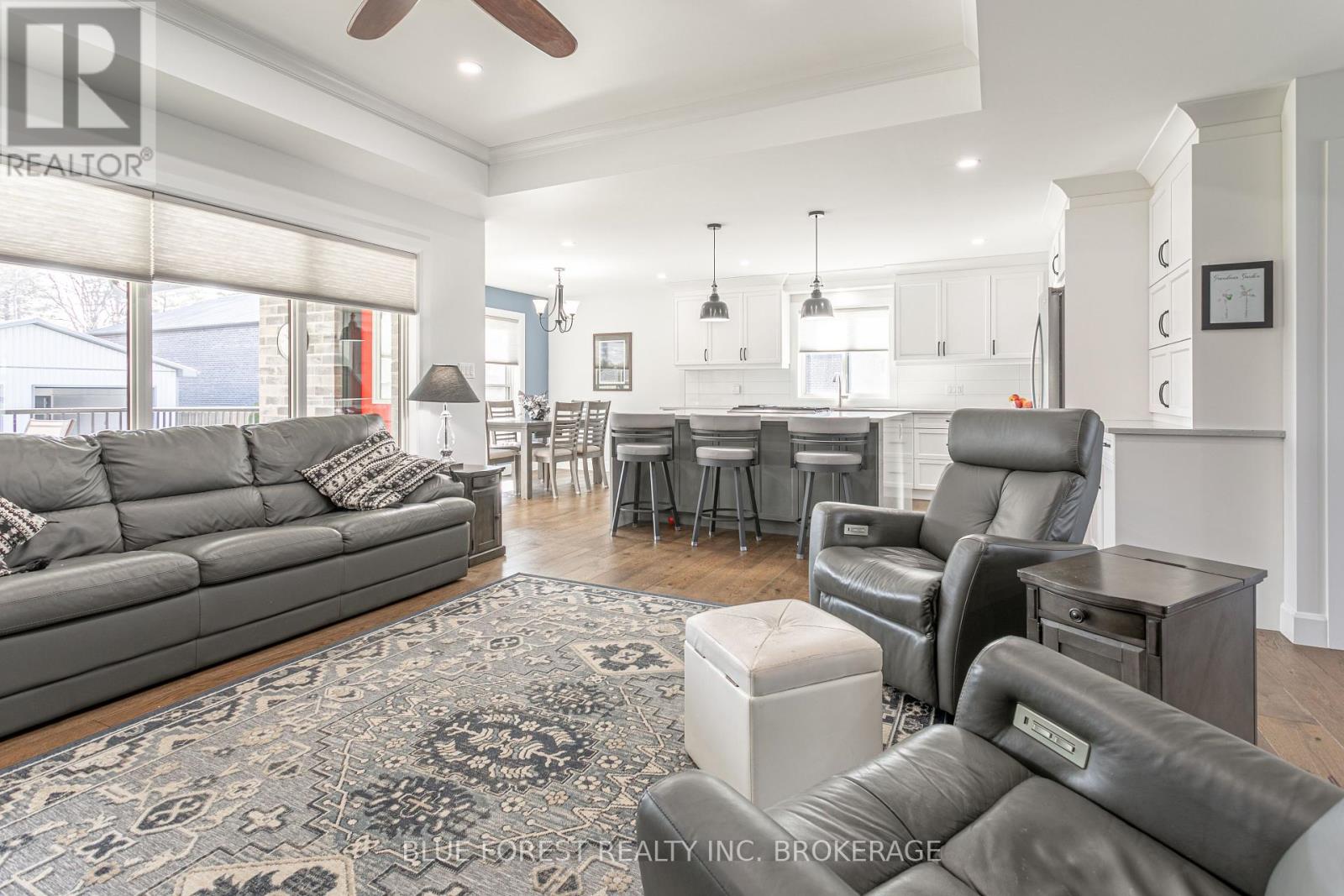 2518 Dorchester Rd, Thames Centre, Ontario  N0L 1G3 - Photo 7 - X8150516