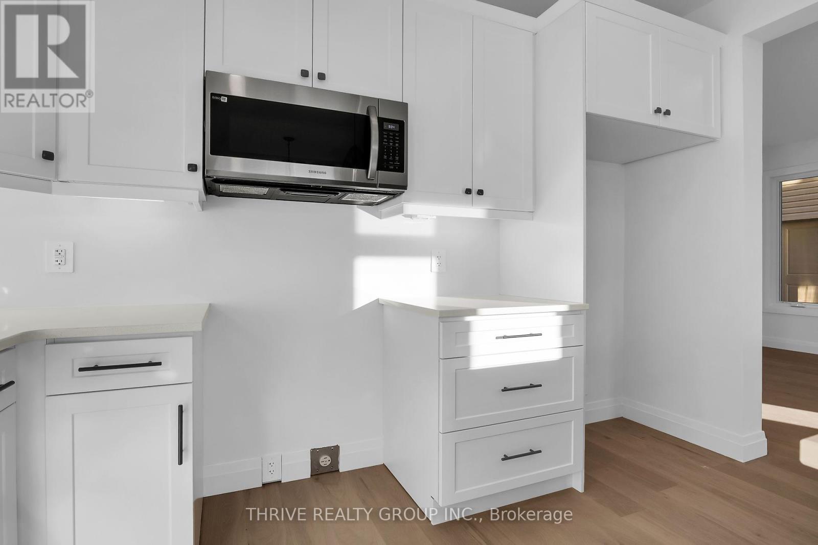 3096 Buroak Dr, London, Ontario  N6G 3M1 - Photo 12 - X8139286