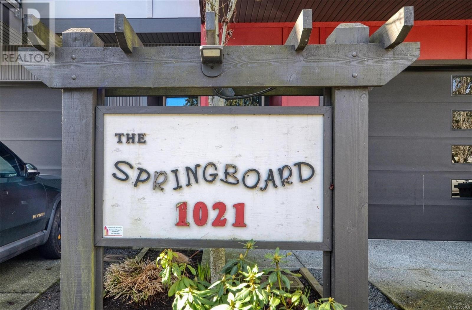 117 1021 Springboard Pl, langford, British Columbia