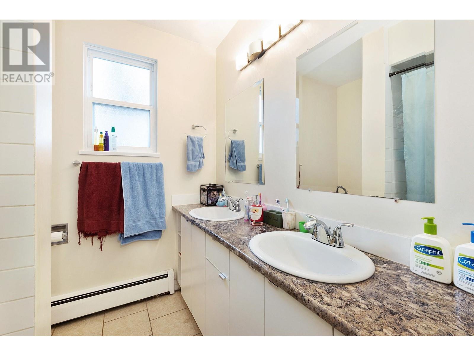 11789 Harris Road, Pitt Meadows, British Columbia  V3Y 1Y7 - Photo 33 - R2860482