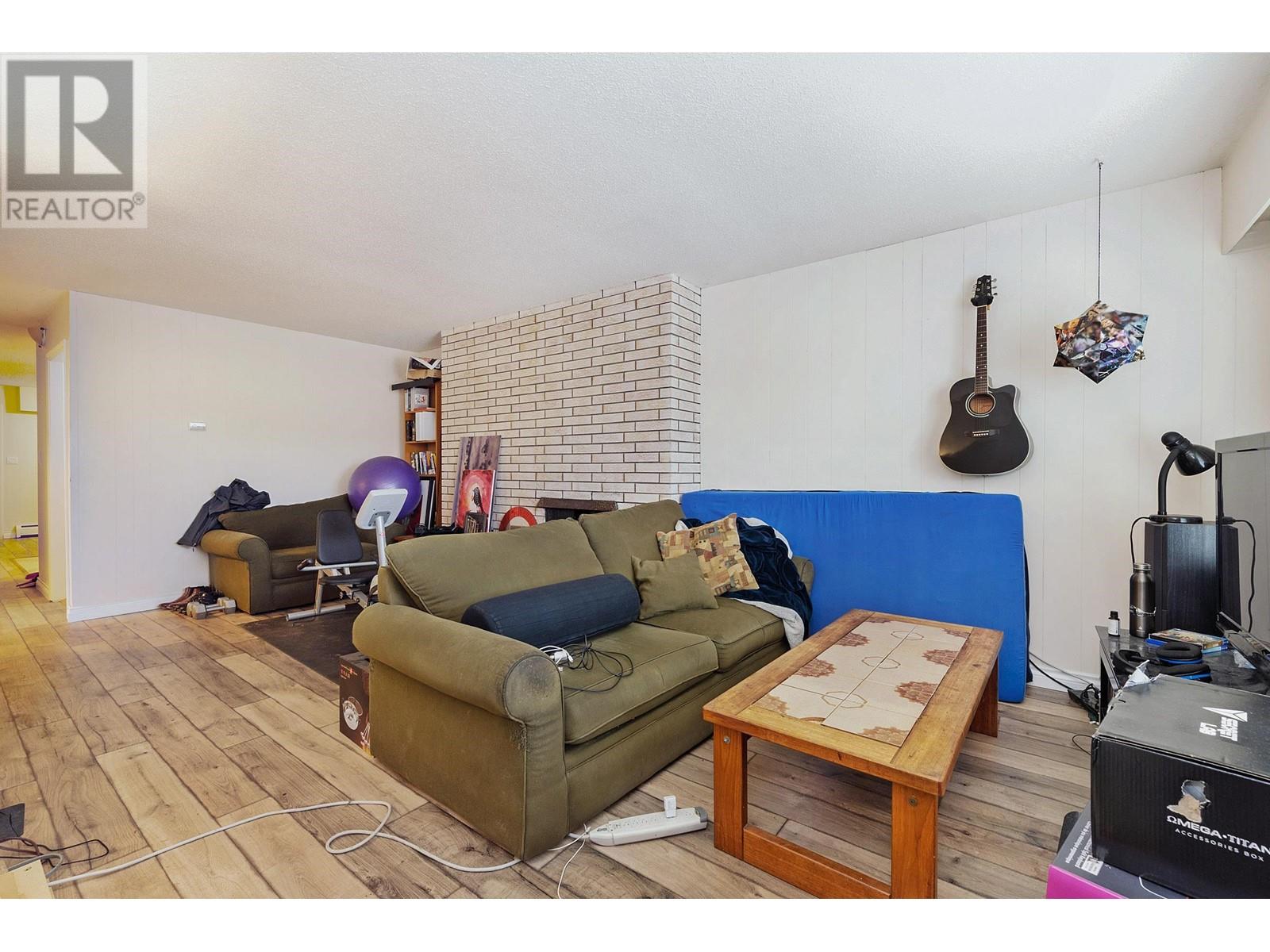11789 Harris Road, Pitt Meadows, British Columbia  V3Y 1Y7 - Photo 4 - R2860482
