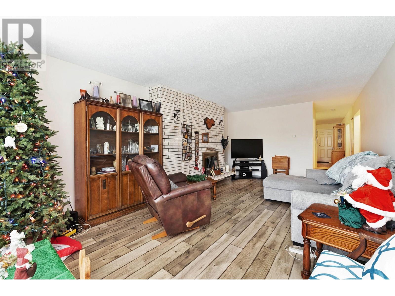 11789 Harris Road, Pitt Meadows, British Columbia  V3Y 1Y7 - Photo 5 - R2860482