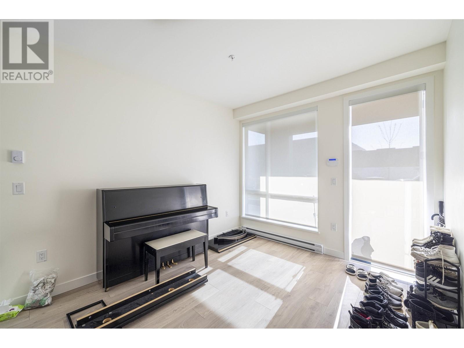 105 7169 14th Avenue, Burnaby, British Columbia  V3N 0H6 - Photo 13 - R2860455