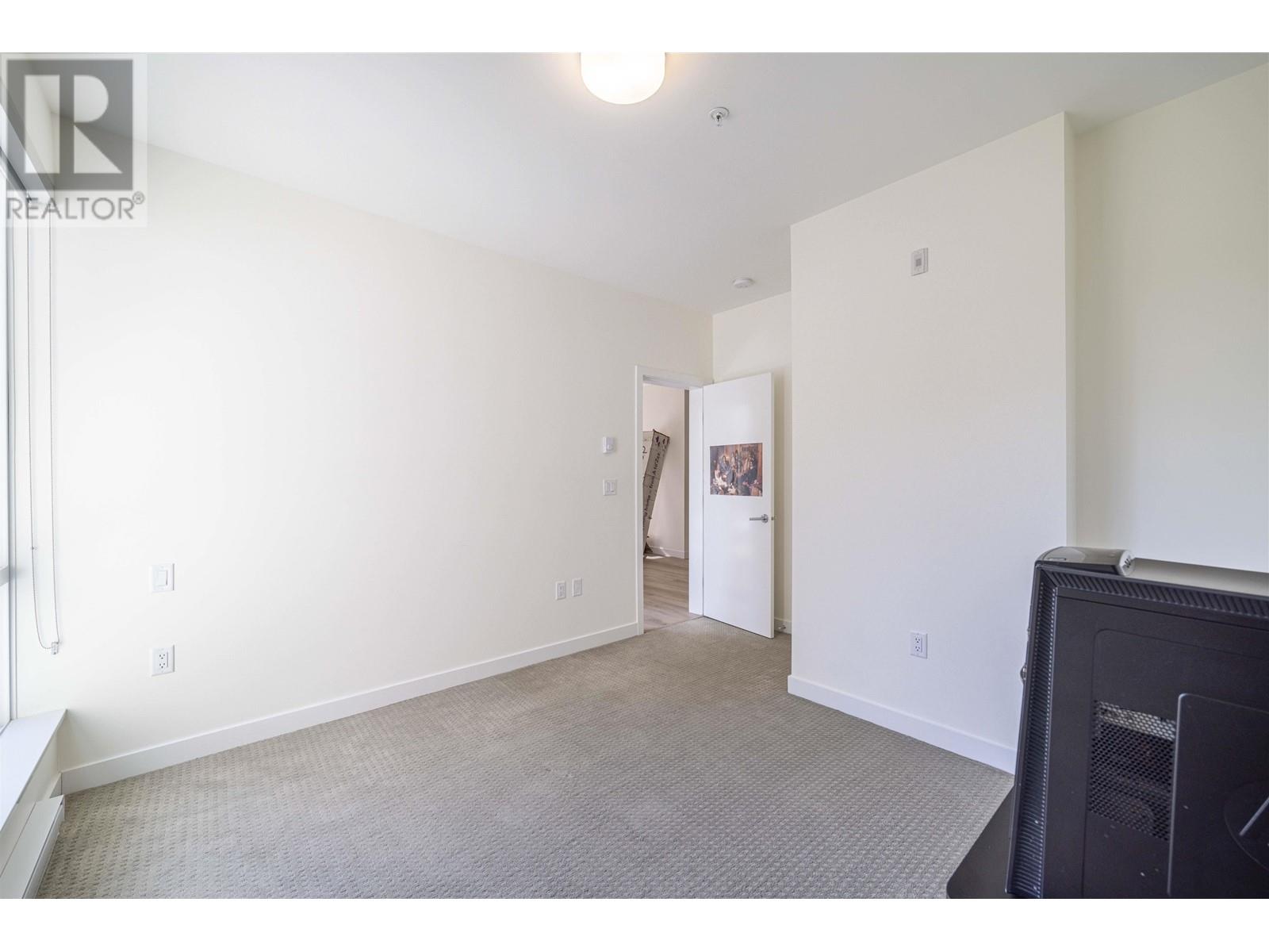 105 7169 14th Avenue, Burnaby, British Columbia  V3N 0H6 - Photo 9 - R2860455