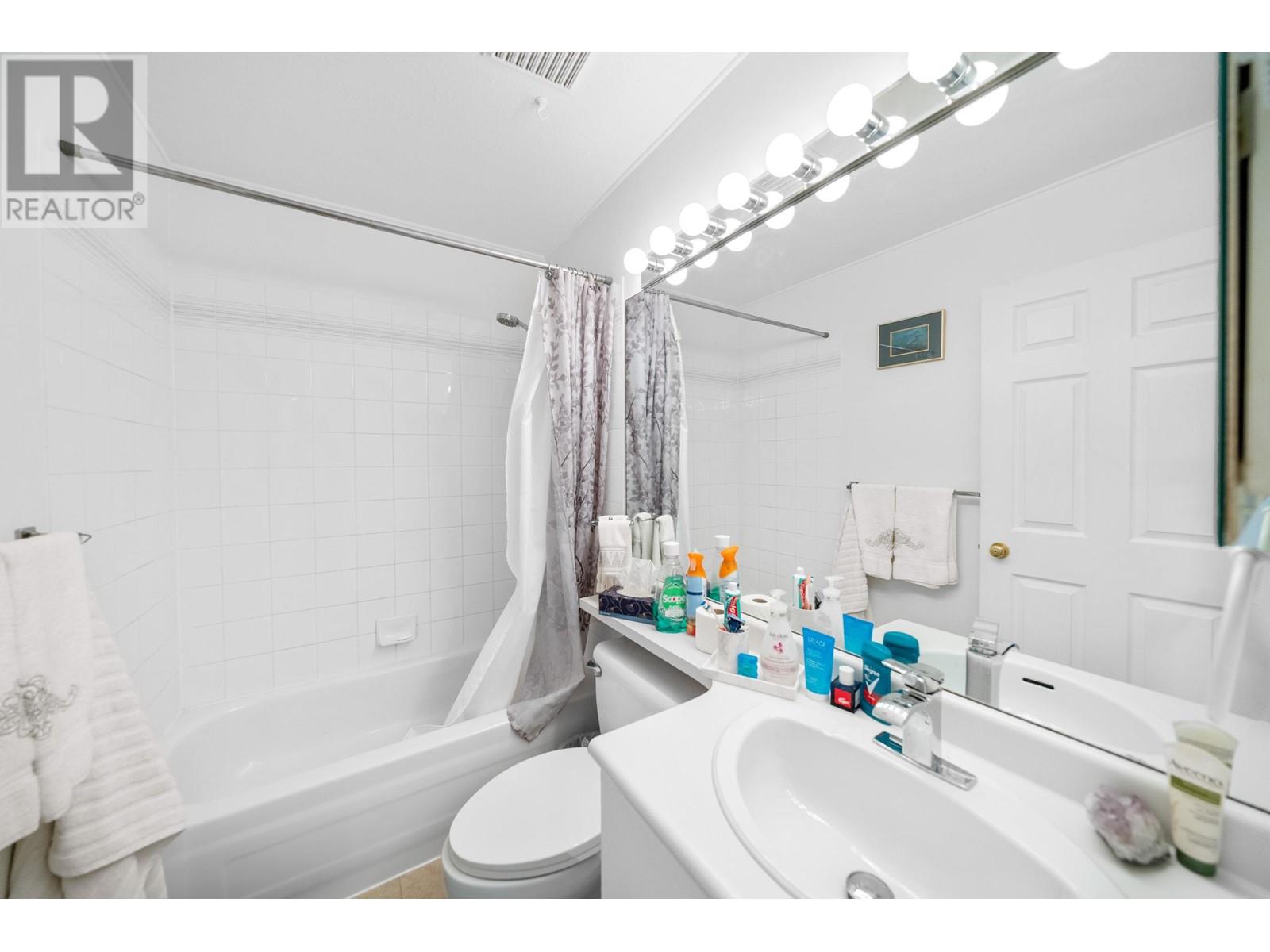 116 12099 237 Street, Maple Ridge, British Columbia  V2R 2C3 - Photo 14 - R2859667