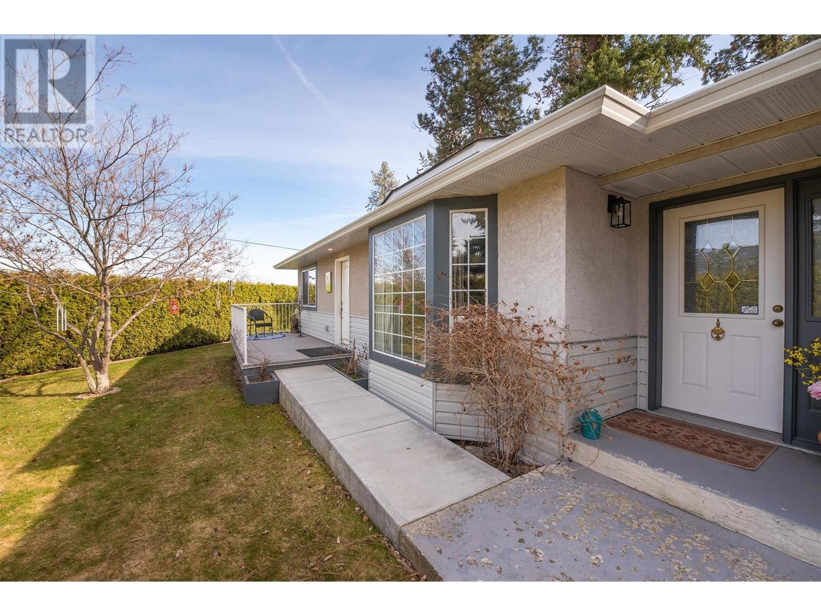 3542 Chives Place, West Kelowna, British Columbia  V4T 1H8 - Photo 3 - 10307399