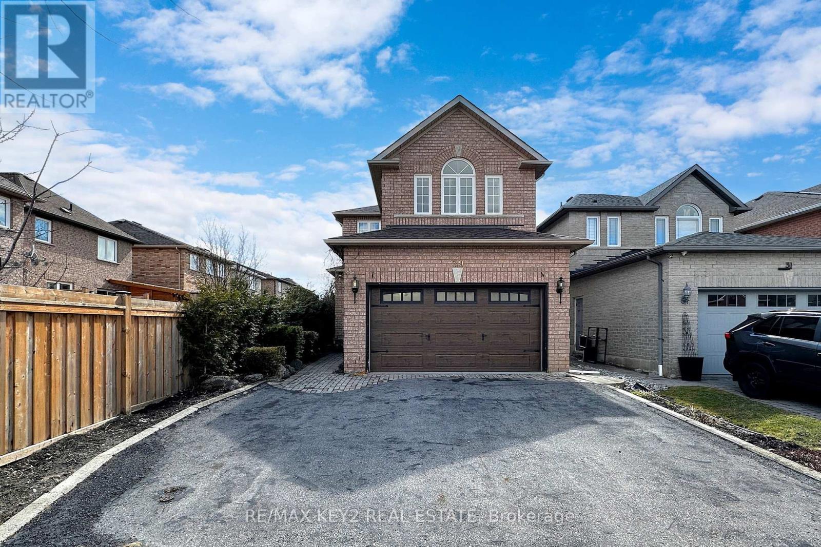 29 WOODHAVEN CRES, richmond hill, Ontario