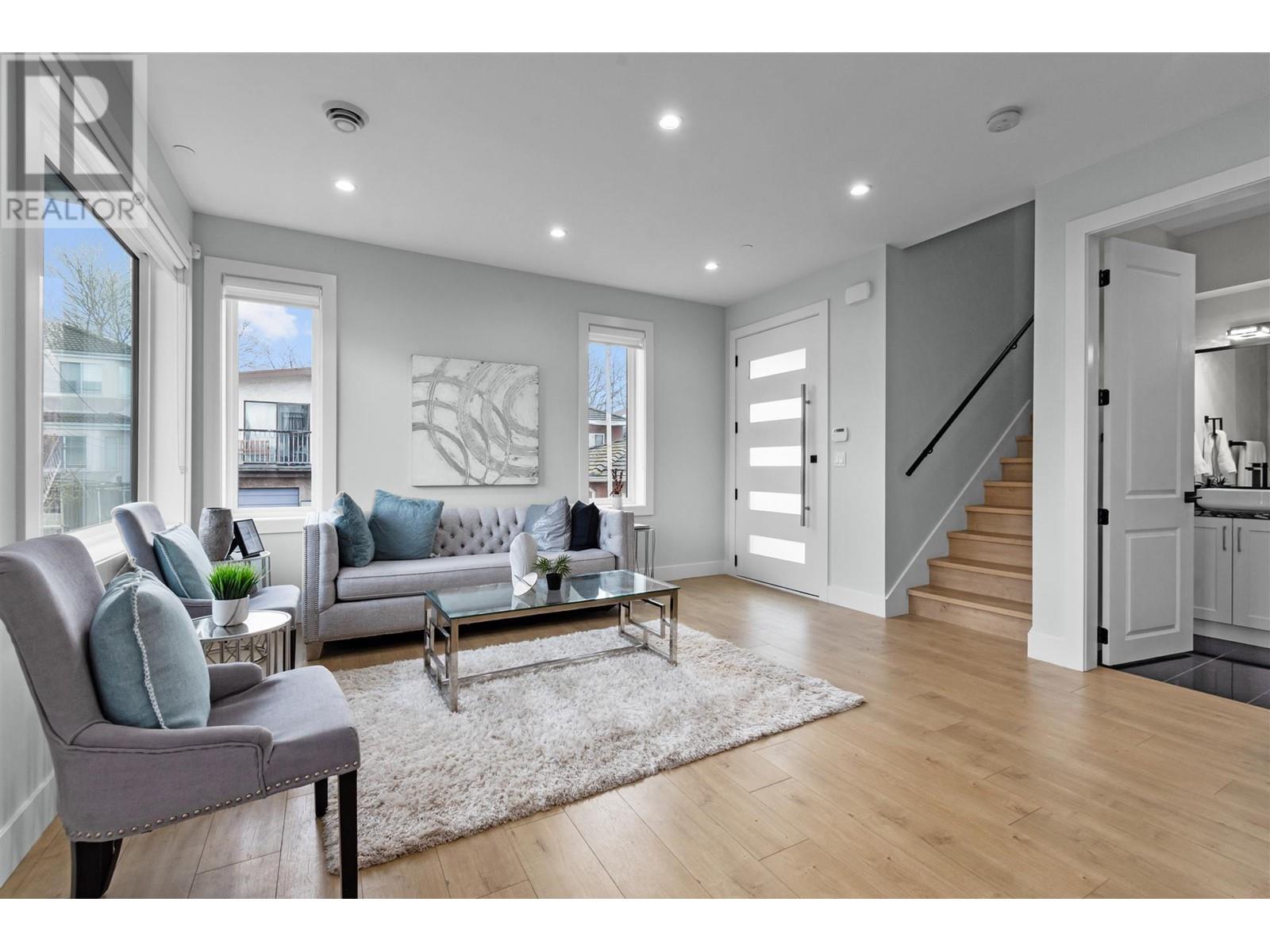 3485 Turner Street, Vancouver, British Columbia  V5K 2H8 - Photo 4 - R2860260