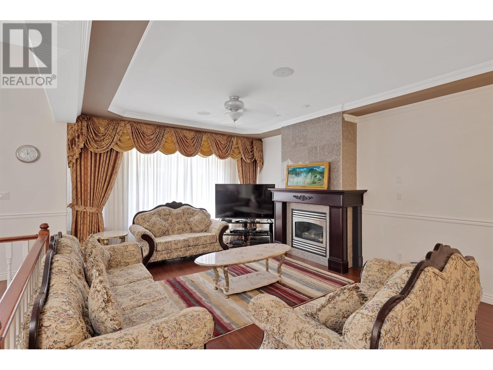 1645 Depot Road, Squamish, British Columbia  V0B 0P6 - Photo 3 - R2860541