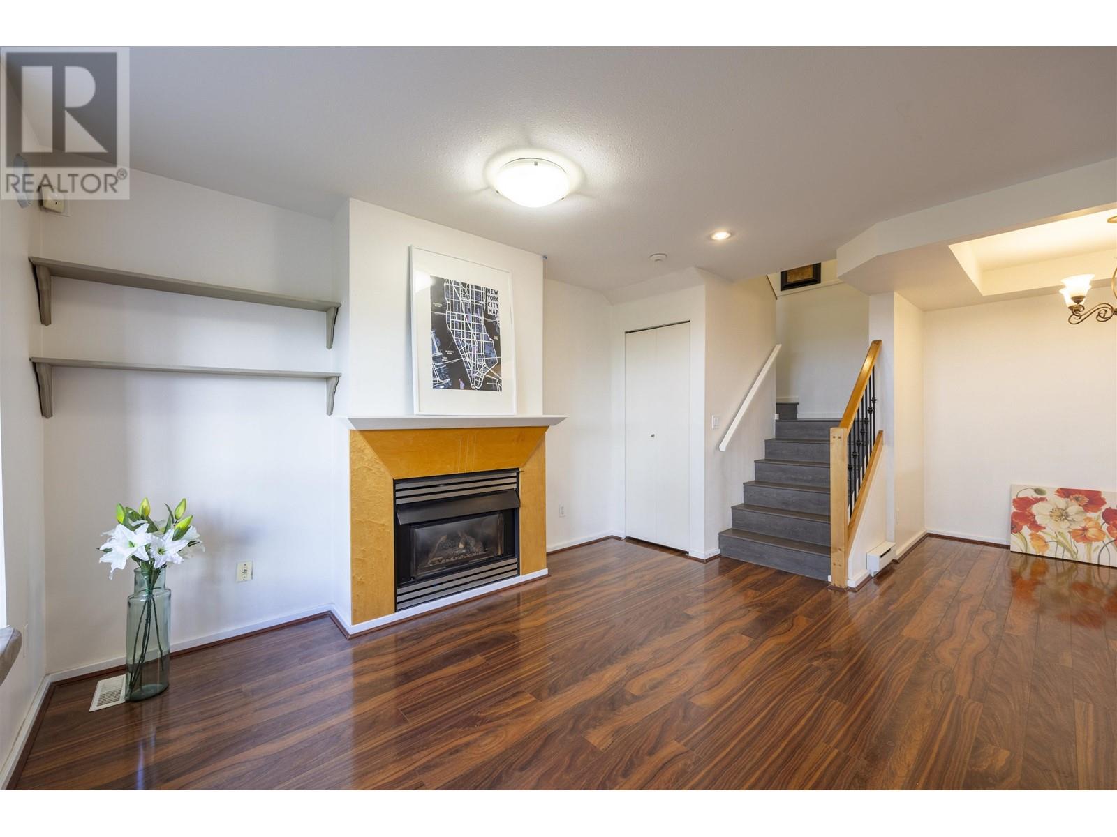 7405 Magnolia Terrace, Burnaby, British Columbia  V5E 4K8 - Photo 10 - R2860563