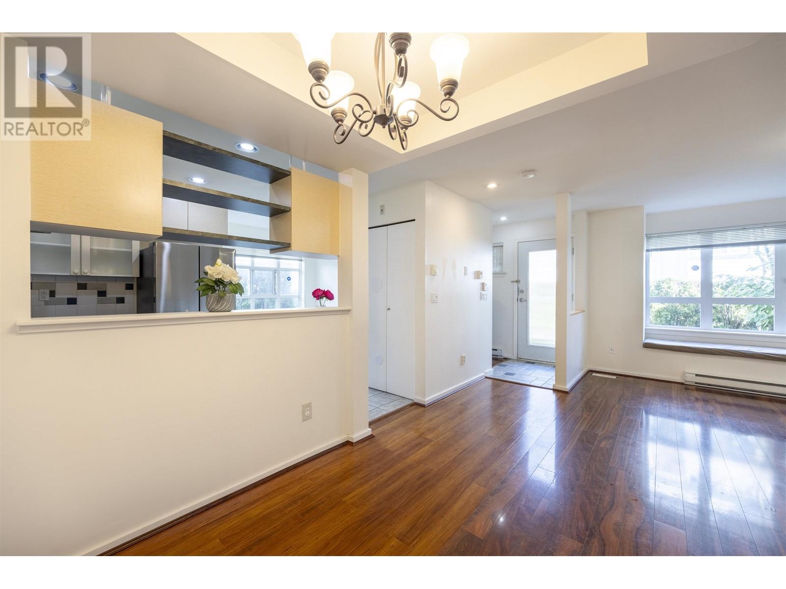 7405 Magnolia Terrace, Burnaby, British Columbia  V5E 4K8 - Photo 15 - R2860563