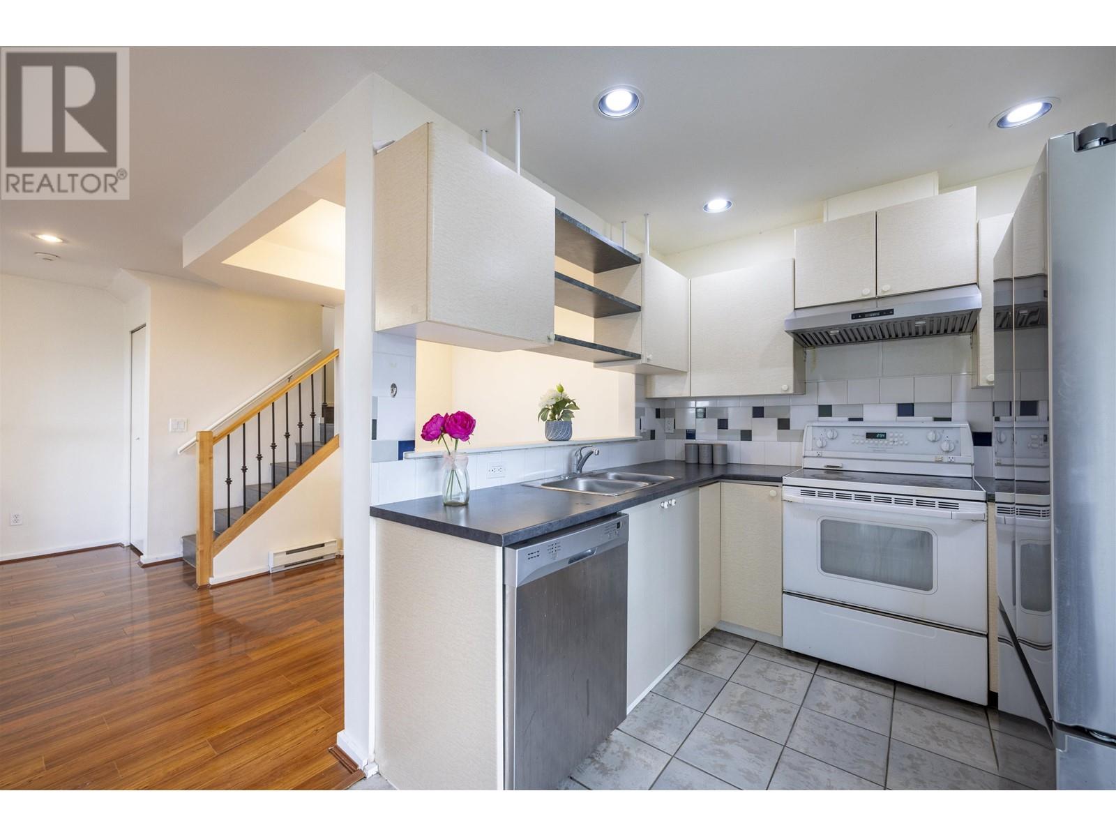 7405 Magnolia Terrace, Burnaby, British Columbia  V5E 4K8 - Photo 20 - R2860563