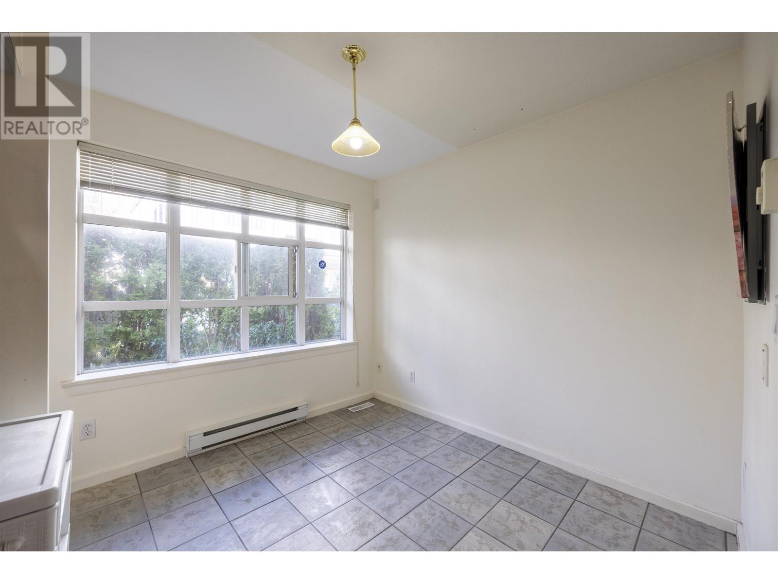 7405 Magnolia Terrace, Burnaby, British Columbia  V5E 4K8 - Photo 24 - R2860563