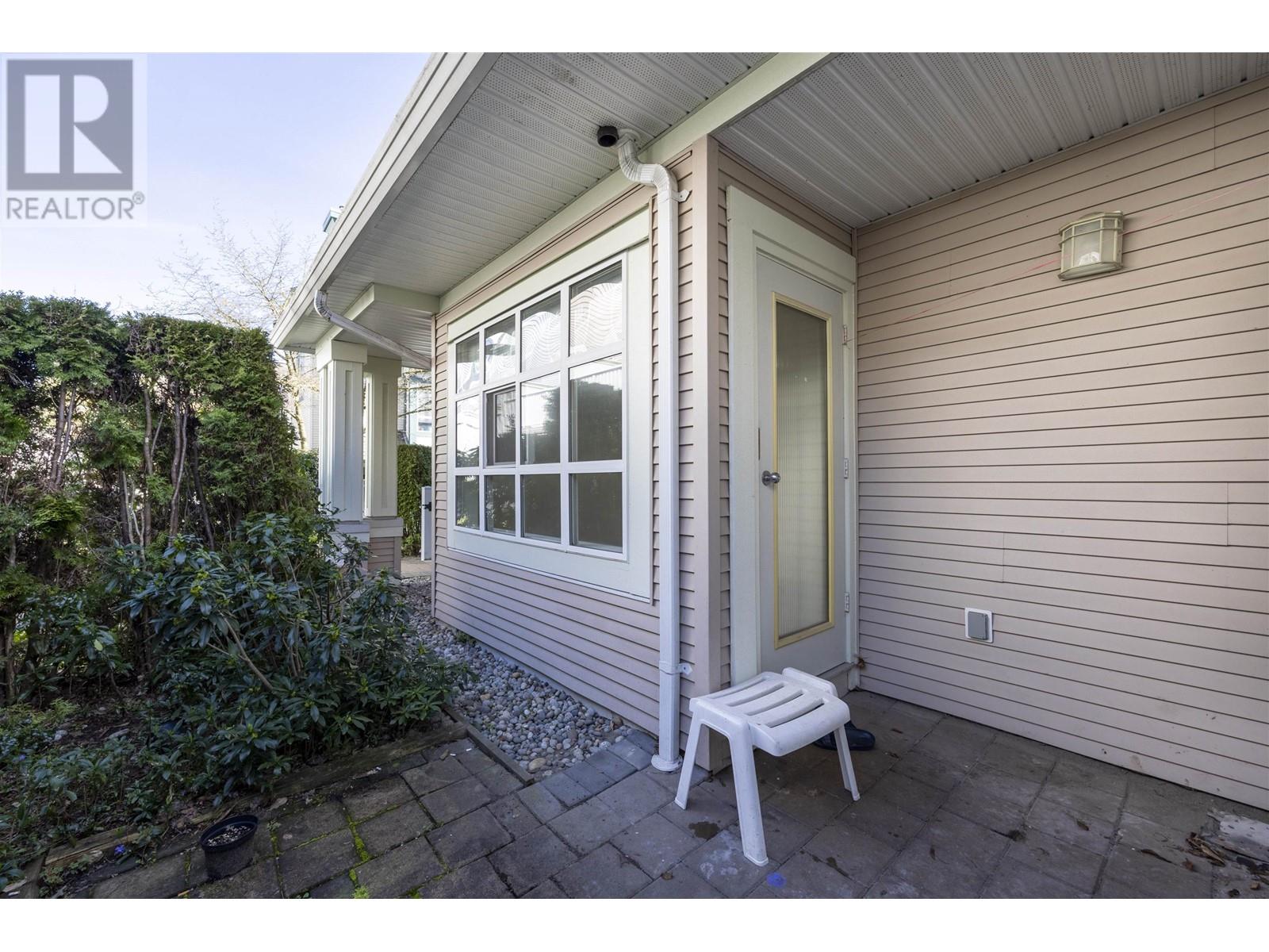 7405 Magnolia Terrace, Burnaby, British Columbia  V5E 4K8 - Photo 25 - R2860563