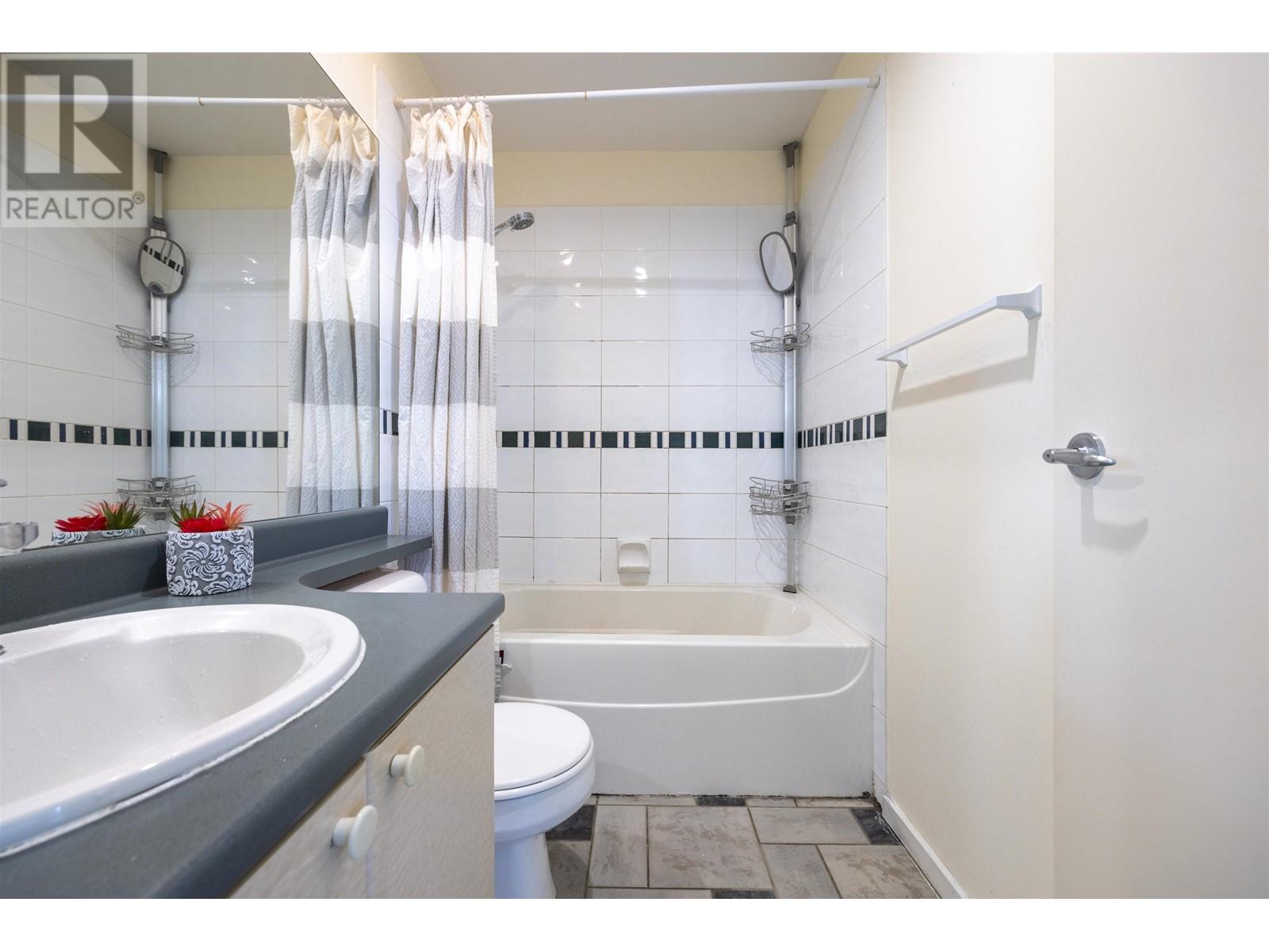 7405 Magnolia Terrace, Burnaby, British Columbia  V5E 4K8 - Photo 27 - R2860563