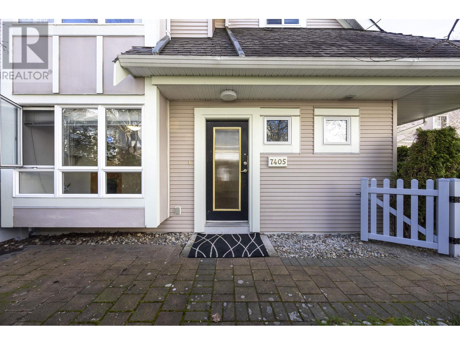7405 Magnolia Terrace, Burnaby, British Columbia  V5E 4K8 - Photo 4 - R2860563