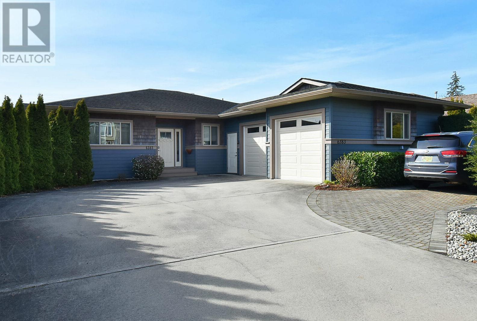 6383 Picadilly Place, Sechelt, British Columbia  V7Z 0N9 - Photo 1 - R2860565