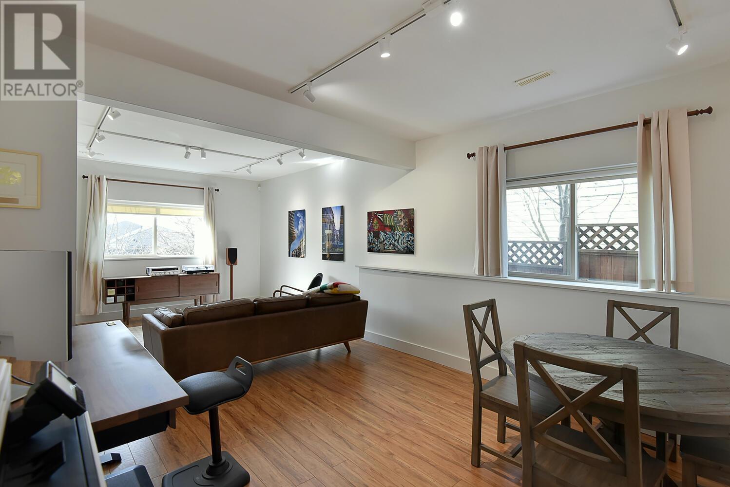 6383 Picadilly Place, Sechelt, British Columbia  V7Z 0N9 - Photo 31 - R2860565