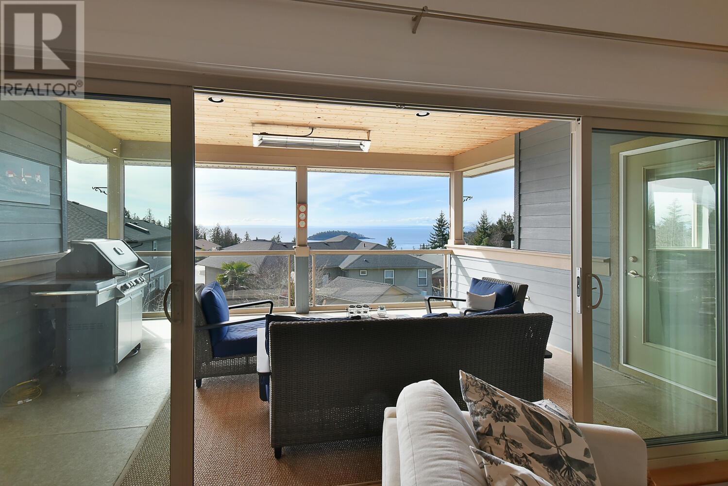 6383 Picadilly Place, Sechelt, British Columbia  V7Z 0N9 - Photo 7 - R2860565