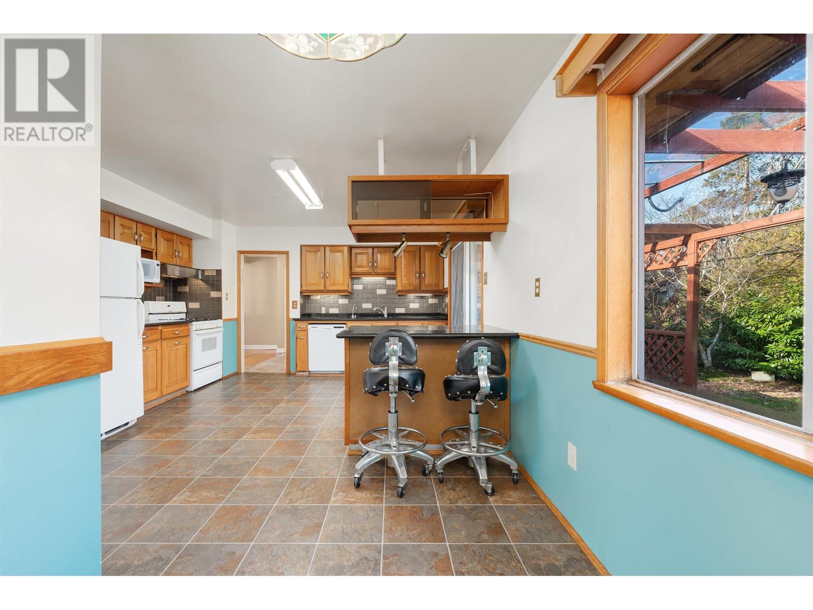 5251 Calderwood Crescent, Richmond, British Columbia  V7C 3G2 - Photo 6 - R2860645