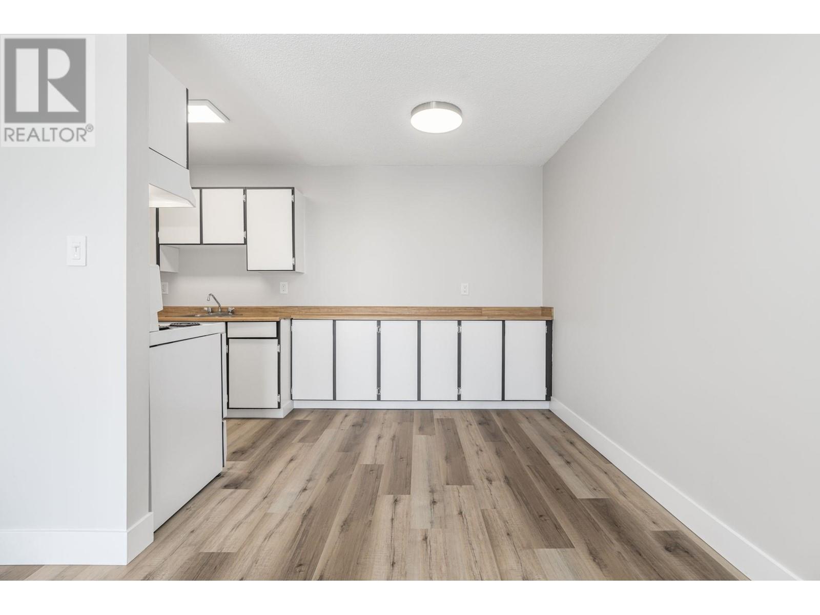 302 315 Tenth Street, New Westminster, British Columbia  V3M 3Y2 - Photo 9 - R2860403