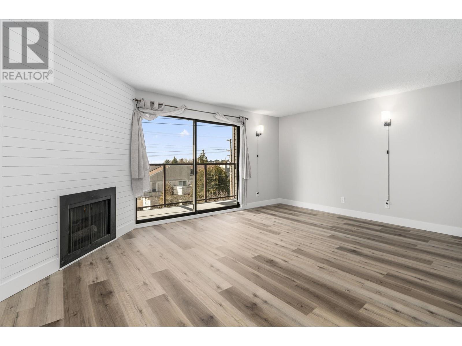 302 315 Tenth Street, New Westminster, British Columbia  V3M 3Y2 - Photo 5 - R2860403