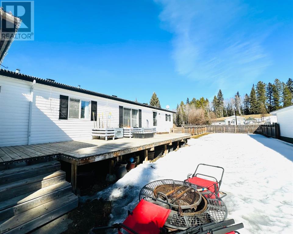 #42 9 Pinewoods Drive, Rural Clearwater County, Alberta  T4T 2A4 - Photo 2 - A2115851