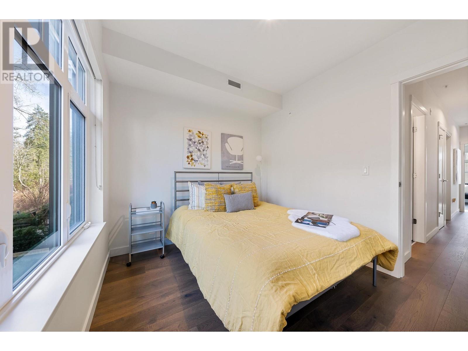 4 1960 Glenaire Drive, North Vancouver, British Columbia  V7P 1Y1 - Photo 11 - R2860664