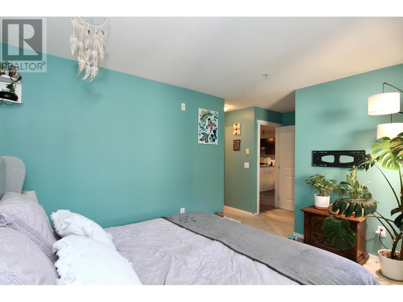 317 700 Klahanie Drive, Port Moody, British Columbia  V3H 5L3 - Photo 13 - R2860677