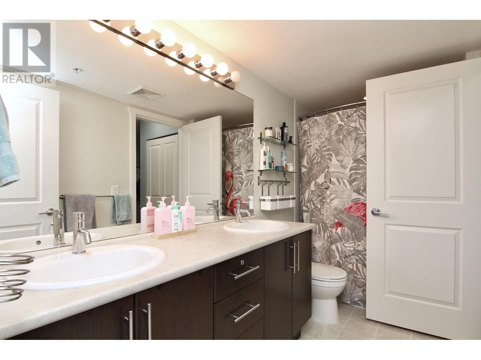 317 700 Klahanie Drive, Port Moody, British Columbia  V3H 5L3 - Photo 14 - R2860677