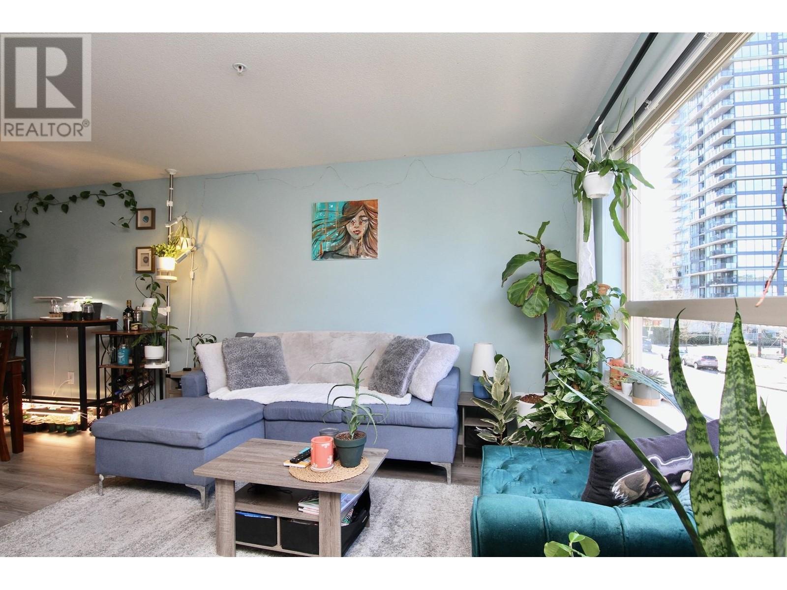 317 700 Klahanie Drive, Port Moody, British Columbia  V3H 5L3 - Photo 9 - R2860677