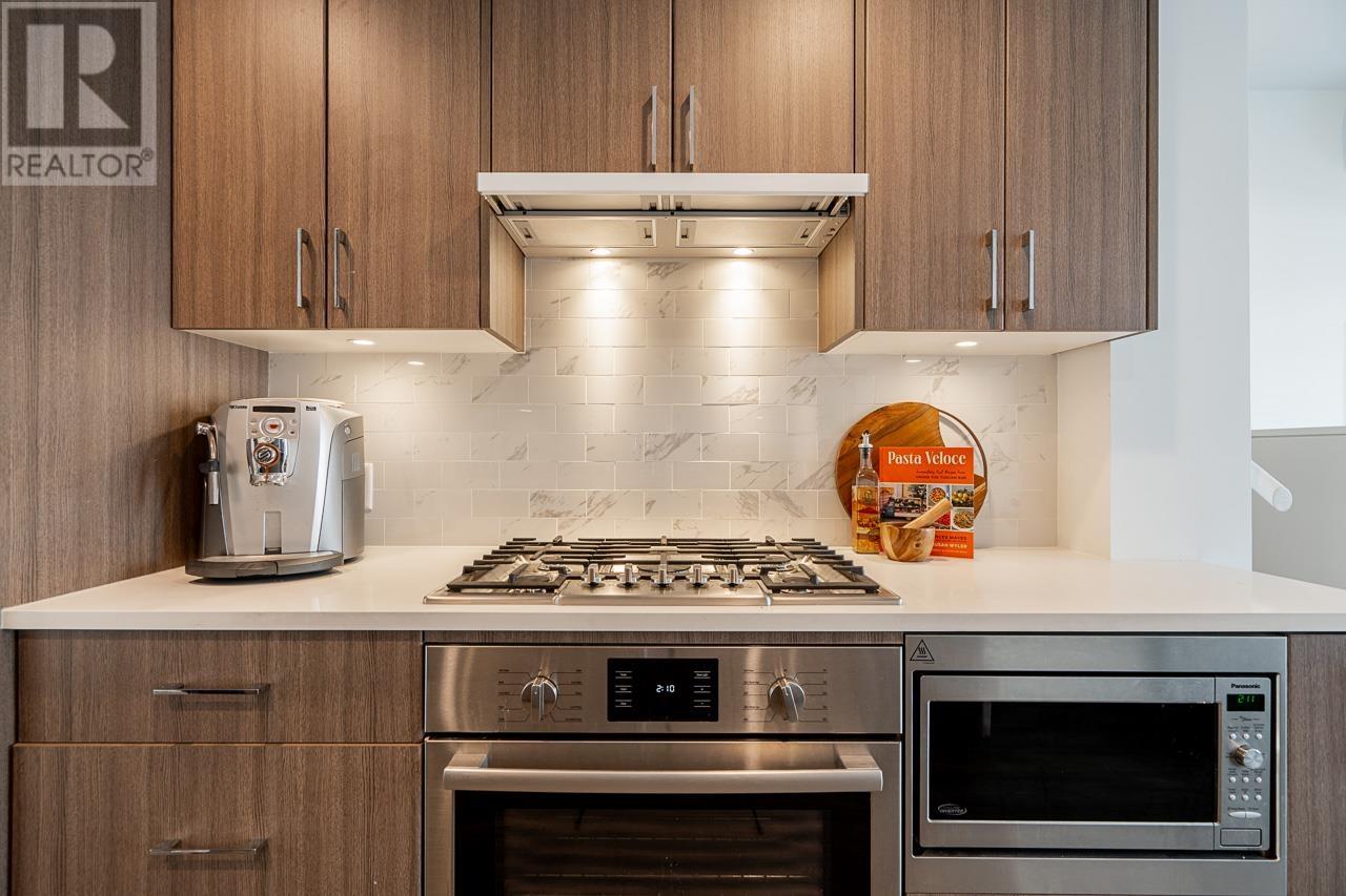 555 W 29th Avenue, Vancouver, British Columbia  V5Z 2H8 - Photo 4 - R2860681