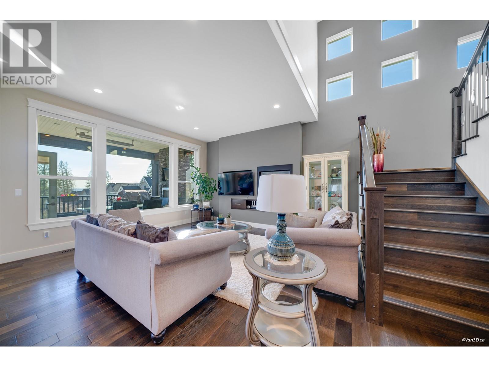 3450 Galloway Avenue, Coquitlam, British Columbia  V3E 0H4 - Photo 11 - R2860652