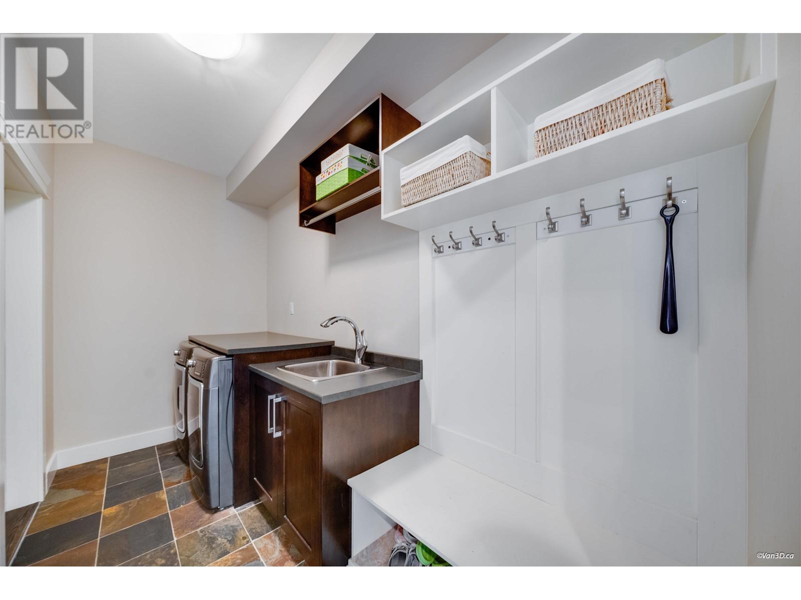 3450 Galloway Avenue, Coquitlam, British Columbia  V3E 0H4 - Photo 17 - R2860652