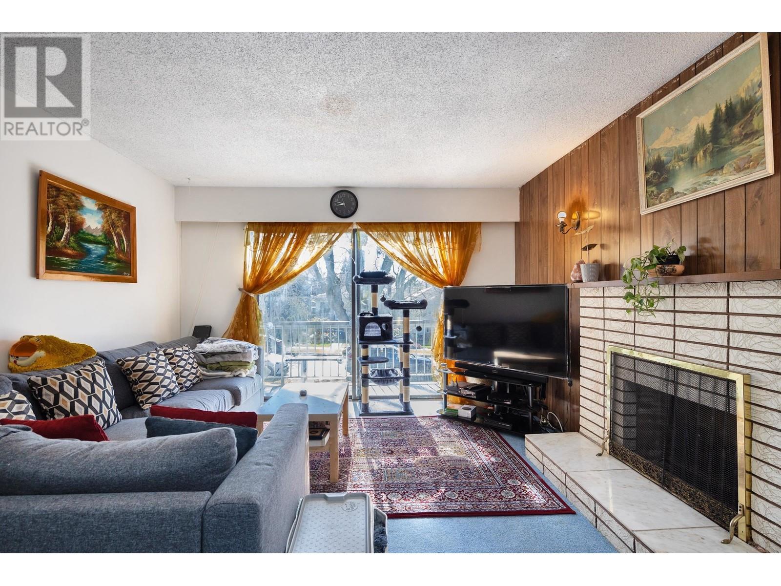 231 E 39th Avenue, Vancouver, British Columbia  V5W 1K1 - Photo 3 - R2860683