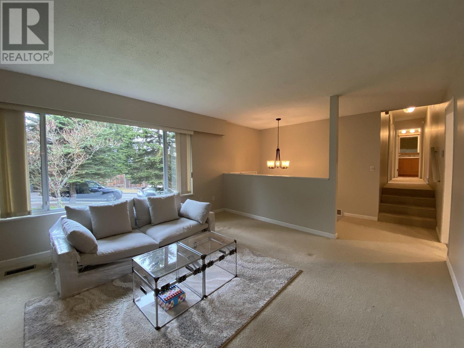 Main House 8083 Burnfield Crescent, Burnaby, British Columbia  V5E 2B8 - Photo 11 - R2860720