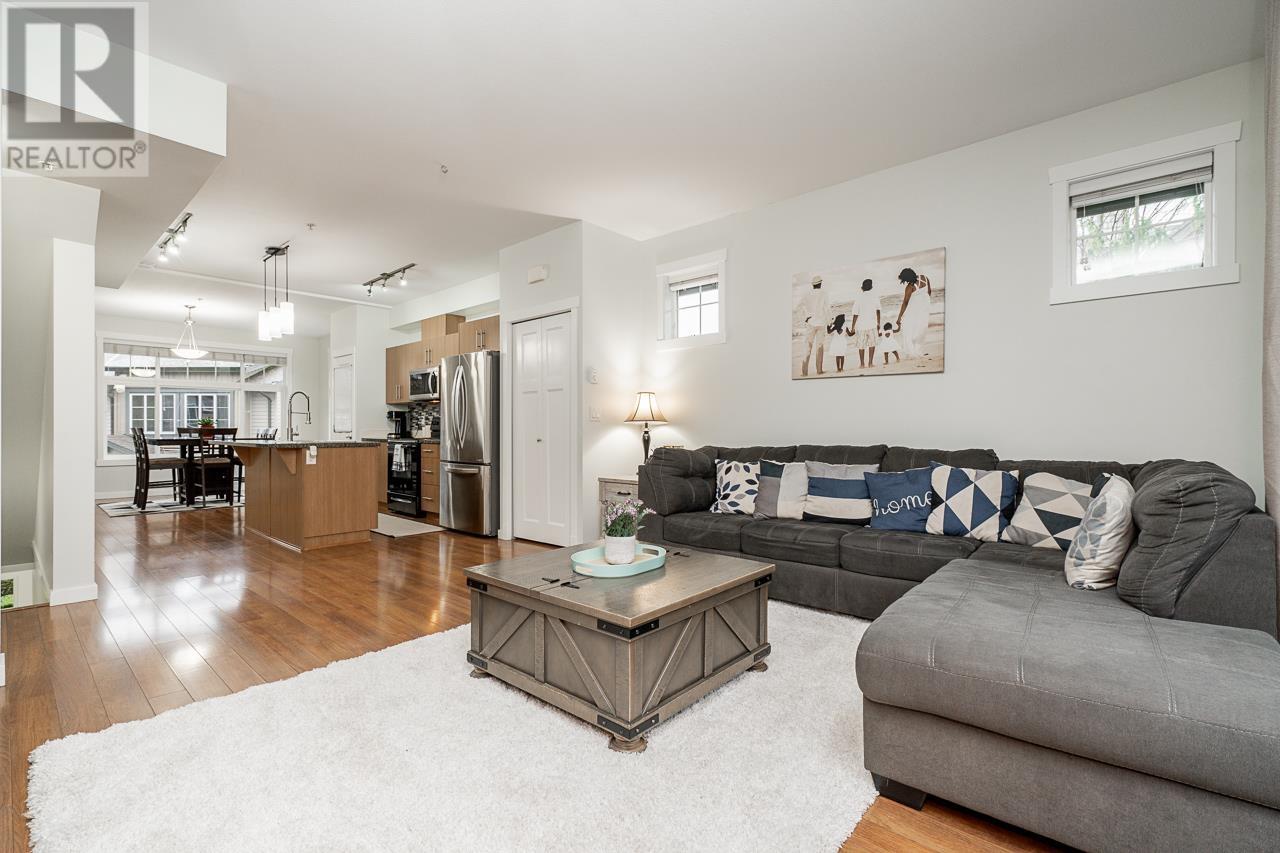 92 13819 232 Street, Maple Ridge, British Columbia  V4R 0C7 - Photo 6 - R2860107