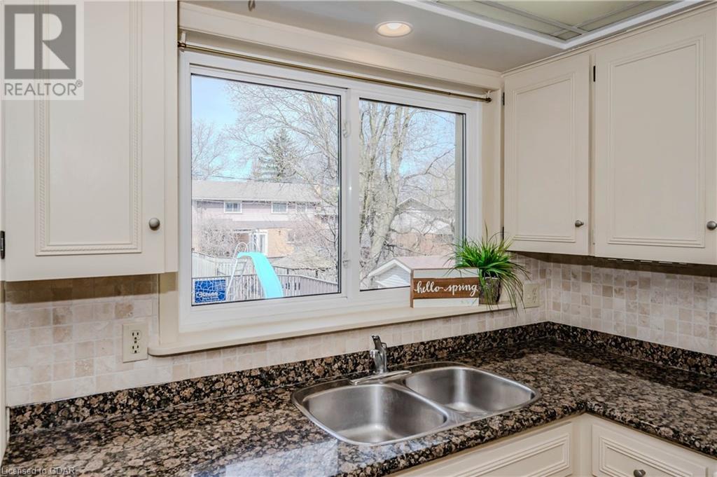25 Columbus Crescent, Guelph, Ontario  N1G 3A7 - Photo 29 - 40556172