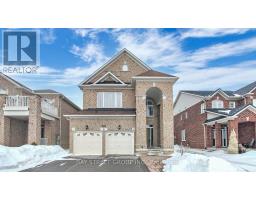 557 WOODSPRING AVE, newmarket, Ontario