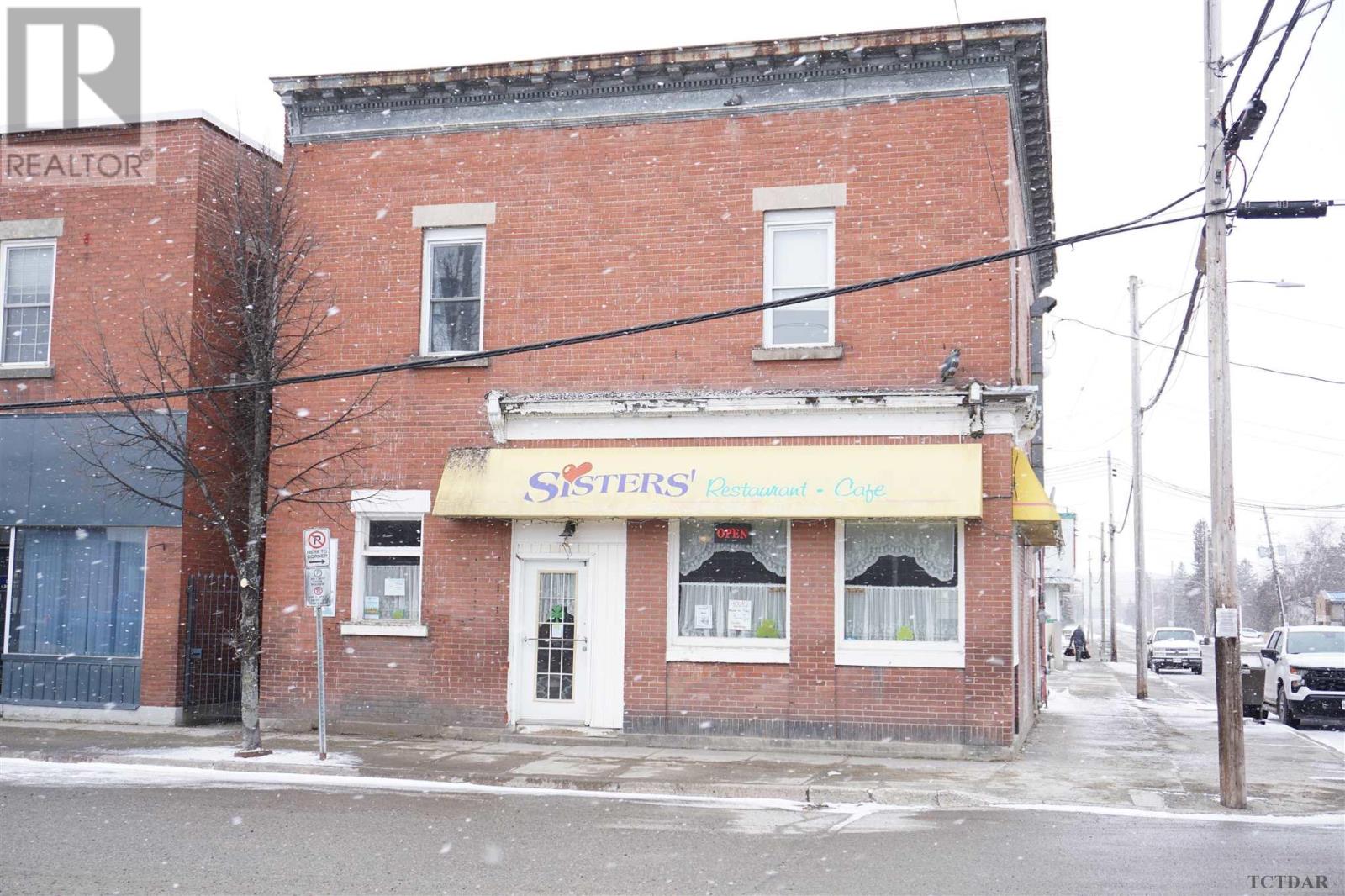 39 Third St, Englehart, Ontario  P0J 1H0 - Photo 2 - TM240498
