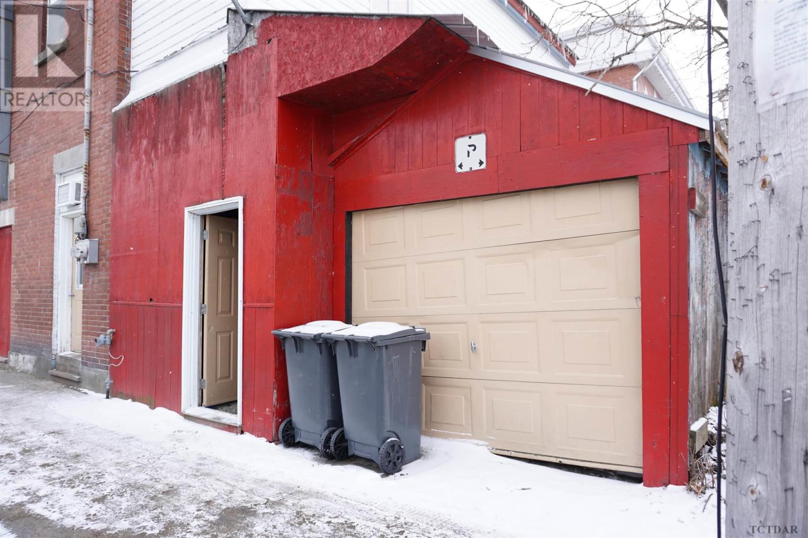 39 Third St, Englehart, Ontario  P0J 1H0 - Photo 5 - TM240498