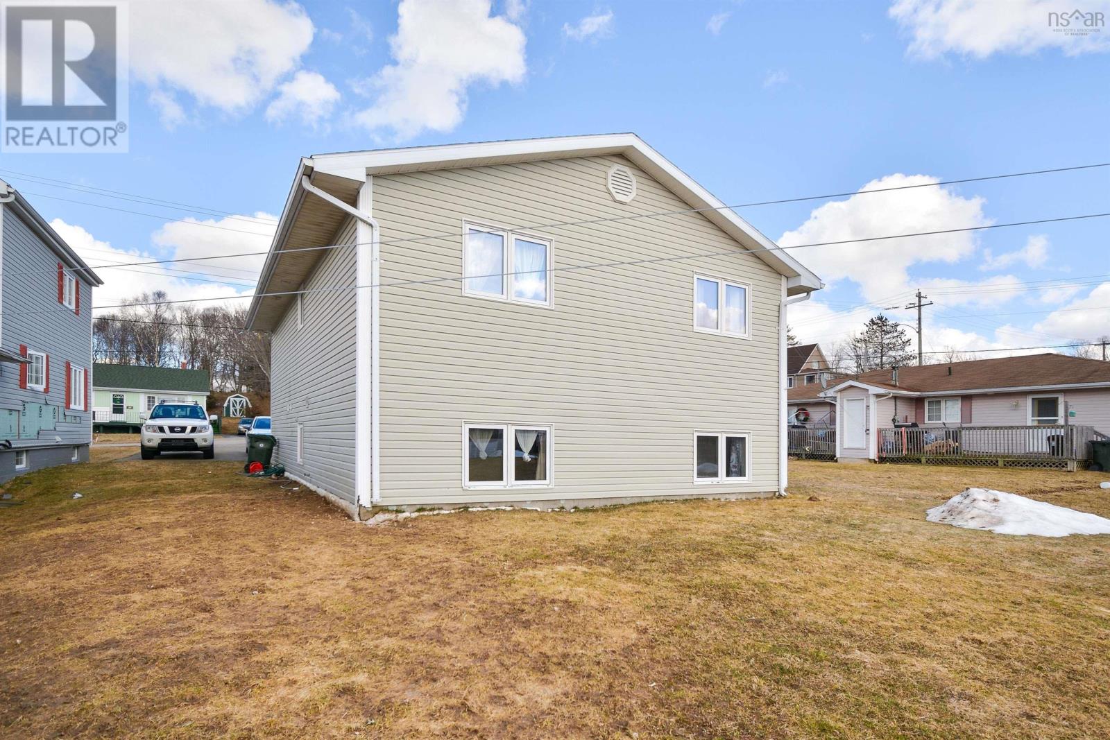 136 Legacy Street, Sydney, Nova Scotia  B1P 2X9 - Photo 5 - 202404897
