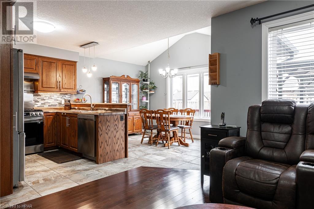 597 Forman Avenue, Stratford, Ontario  N5A 0C6 - Photo 7 - 40555298