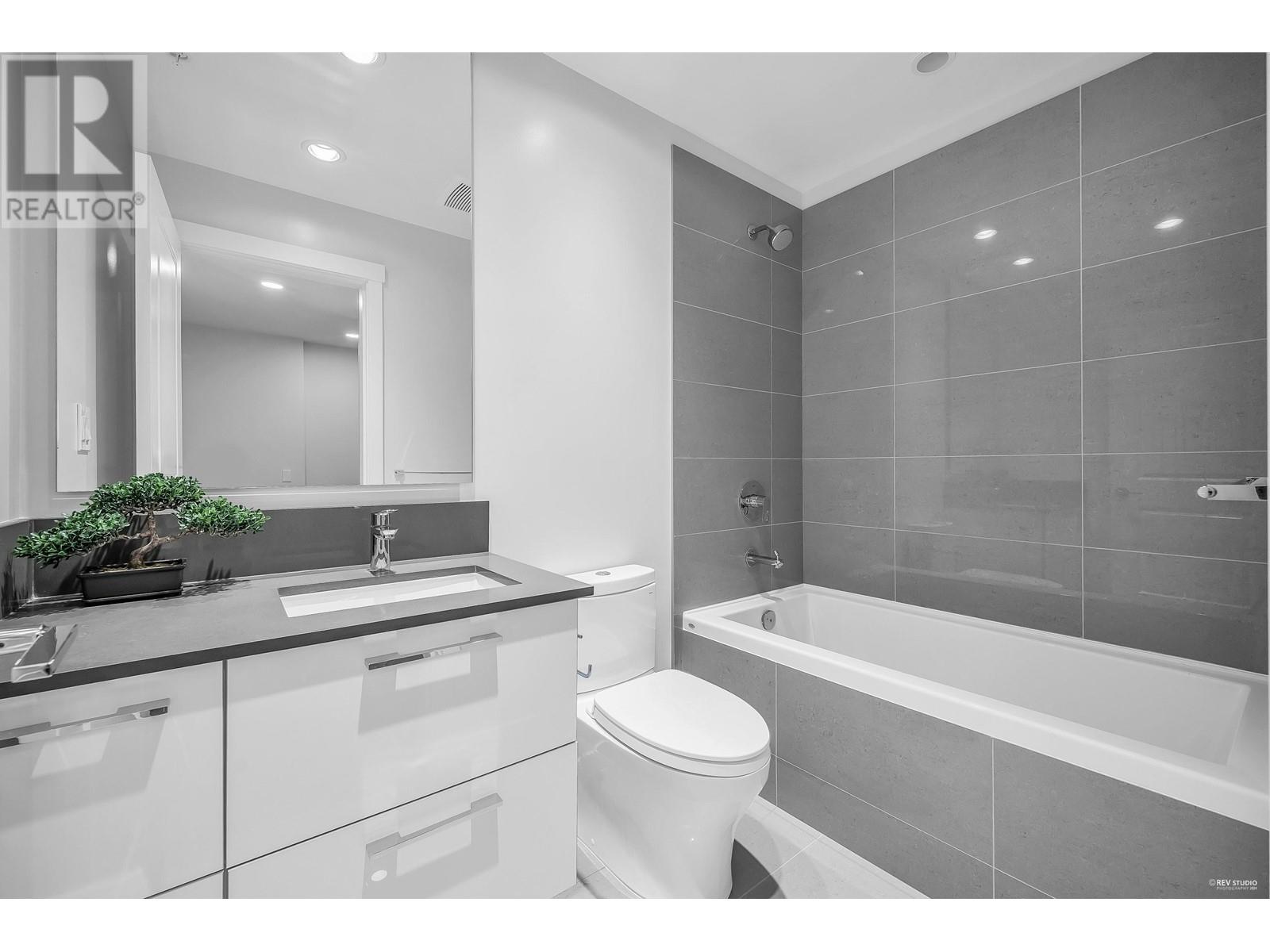 1305 3487 Binning Road, Vancouver, British Columbia  V6S 0K8 - Photo 14 - R2860774