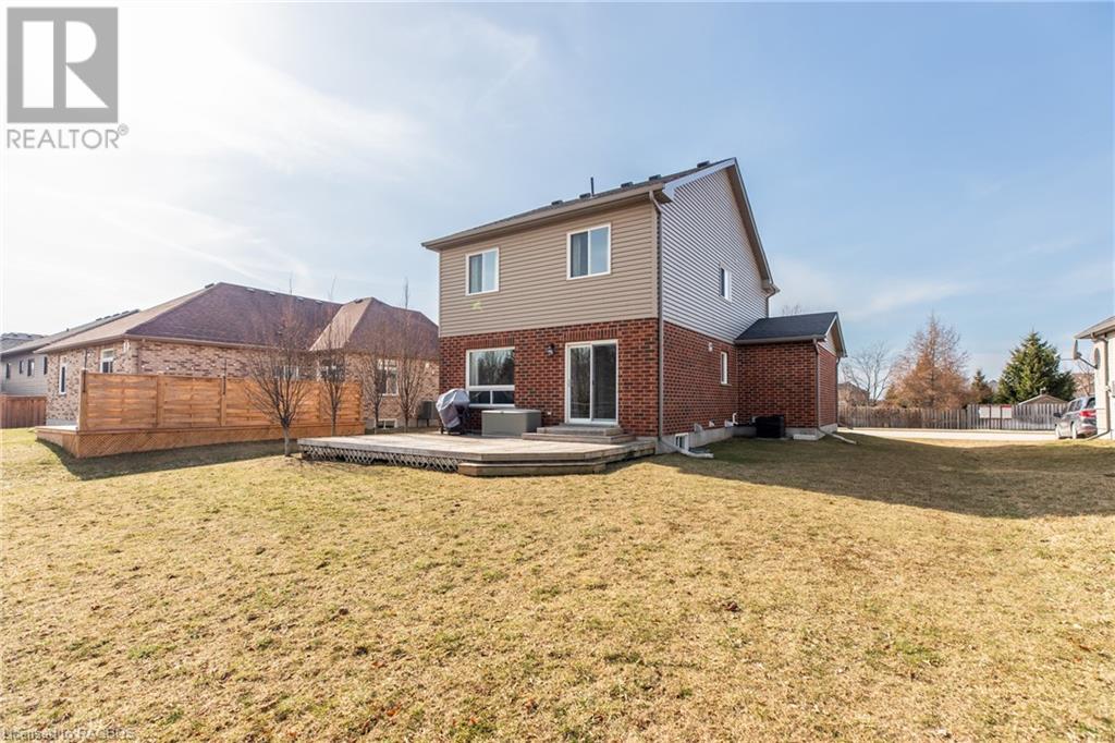 833 Sumpton Street, Port Elgin, Ontario  N0H 2C2 - Photo 4 - 40552004