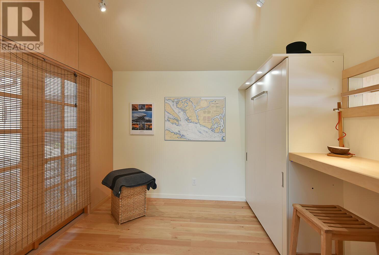466 Marine Drive, Gibsons, British Columbia  V0N 1V0 - Photo 11 - R2860768
