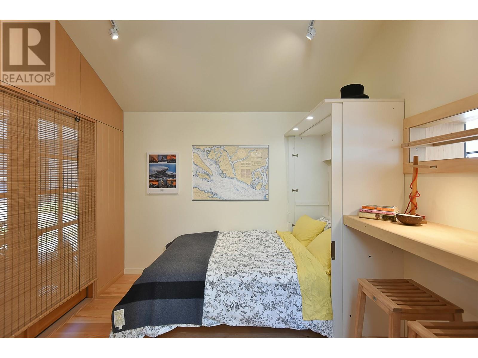 466 Marine Drive, Gibsons, British Columbia  V0N 1V0 - Photo 12 - R2860768