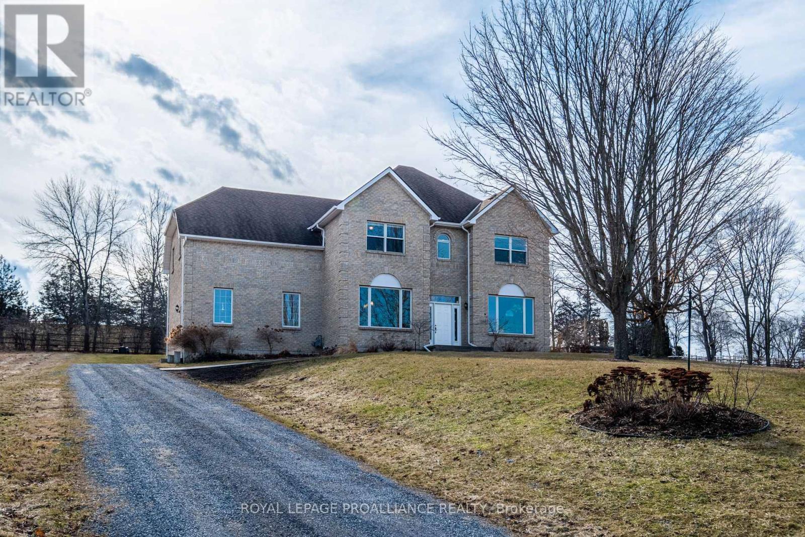 708 Palace Rd, Greater Napanee, Ontario  K7R 1A7 - Photo 1 - X8153656