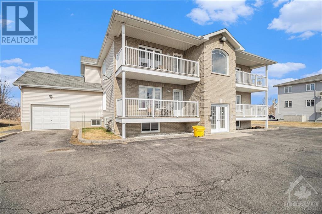 525 RUSSELL ROAD UNIT#6, clarence-rockland, Ontario