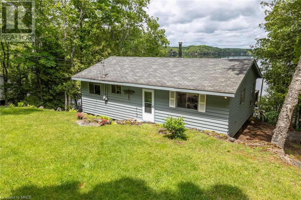 400b Gilbert Bay Lane, Coe Hill, Ontario  K0L 1P0 - Photo 1 - 40556550